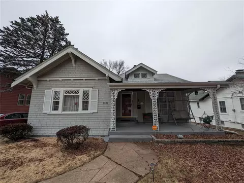 9009 Sherland Ave, Saint Louis, MO 63114