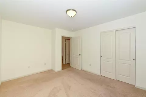 224 Coachgate Ln, Ballwin, MO 63021 photo 15