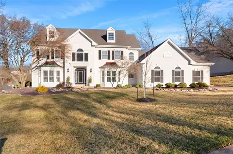 17751 Hornbean Dr, Wildwood, MO 63005
