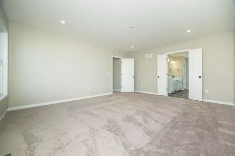 Bedroom - 617 Strathclyde Dr, O'fallon, MO 63368 photo 3 of 6
