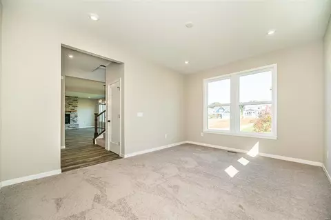 Living - 617 Strathclyde Dr, O'fallon, MO 63368 photo 6 of 6