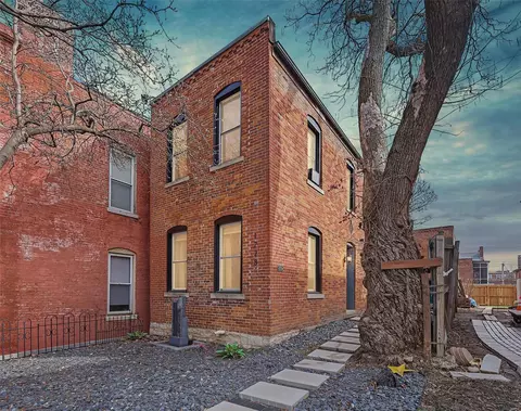 1228 S 18th St, Saint Louis, MO 63104