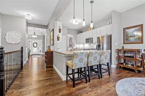 827 Kingsgate Dr, O'fallon, MO 63368 photo 17