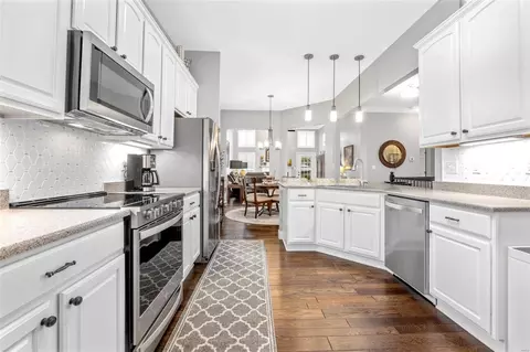 827 Kingsgate Dr, O'fallon, MO 63368 photo 14