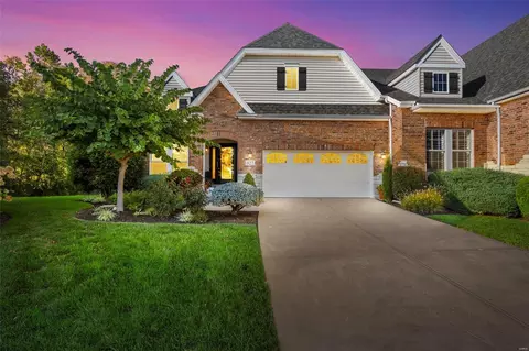 827 Kingsgate Dr, O'fallon, MO 63368 photo 3