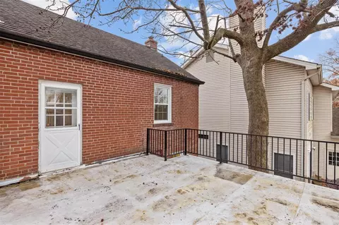 540 Mapleview Dr, Saint Louis, MO 63130 photo 43