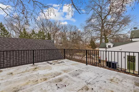540 Mapleview Dr, Saint Louis, MO 63130 photo 42