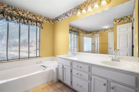 1 Honeytree Ct, O'fallon, MO 63368 photo 10