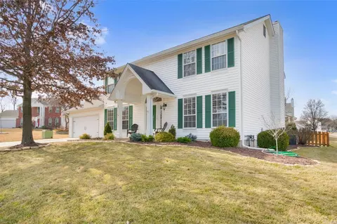 1 Honeytree Ct, O'fallon, MO 63368