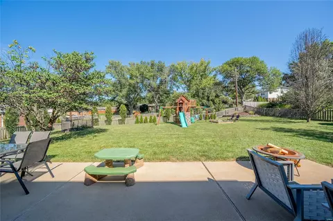 Exterior - 331 Elmcrest Dr, Ballwin, MO 63011 photo 12 of 19