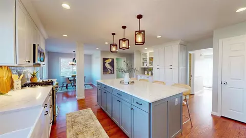 Kitchen - 331 Elmcrest Dr, Ballwin, MO 63011 photo 6 of 6