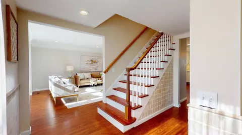 Entry Way - 331 Elmcrest Dr, Ballwin, MO 63011 photo 1 of 2