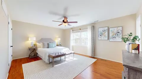 Bedroom - 331 Elmcrest Dr, Ballwin, MO 63011 photo 1 of 3