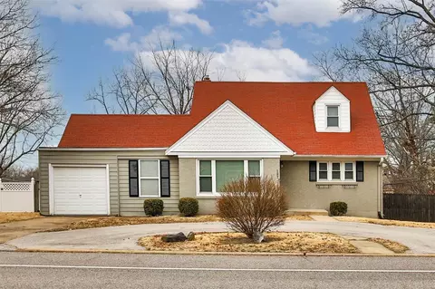 12739 Big Bend Rd, Saint Louis, MO 63122