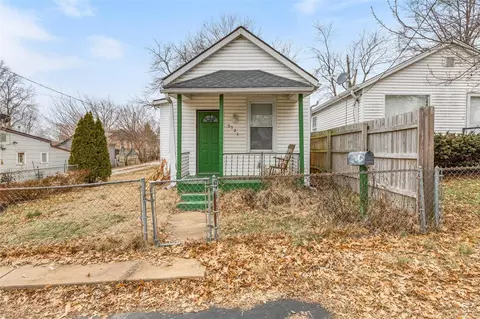 9523 Longwood Ave, Saint Louis, MO 63125