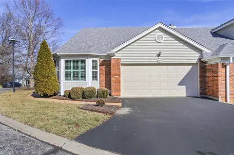 147 Baxter Heights Ct, Manchester, MO 63011