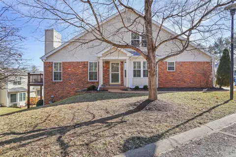 Exterior - 147 Baxter Heights Ct, Manchester, MO 63011 photo 2 of 4