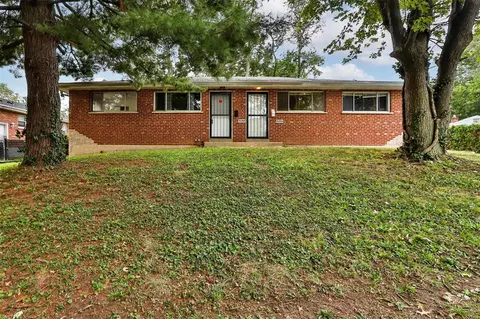 7150 Canton Ave, Saint Louis, MO 63130
