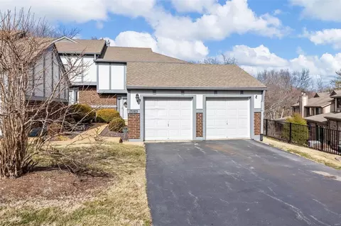 13183 Royal Pines Dr, Saint Louis, MO 63146