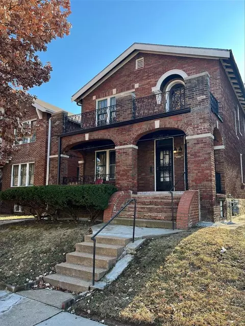 4846 Penrose St, Saint Louis, MO 63115