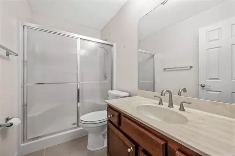 Bath - 4002 Radcliffe Place Ct, Wildwood, MO 63025 photo 3 of 4