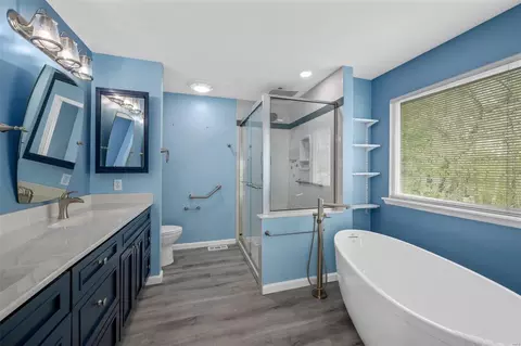 Bath - 4002 Radcliffe Place Ct, Wildwood, MO 63025 photo 1 of 4
