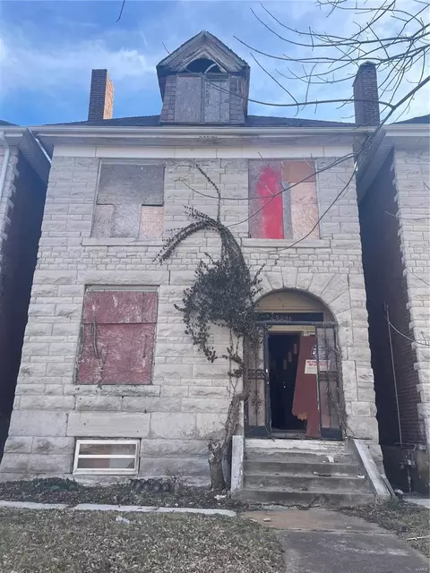 5046 Enright Ave, Saint Louis, MO 63108