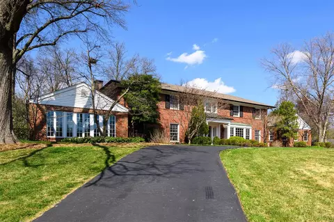 11 Fordyce Ln, Ladue, MO 63124