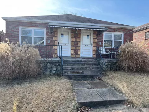 4018 Oleatha Ave, Saint Louis, MO 63116