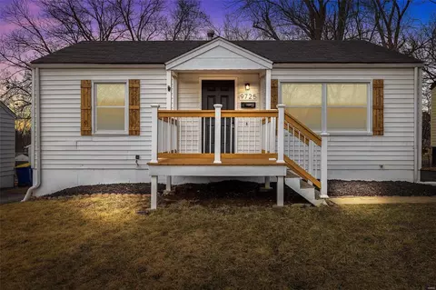 9725 Lilly Jean Dr, Woodson Terrace, MO 63134
