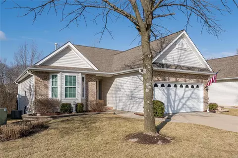 423 Dames Park Dr, O'fallon, MO 63366