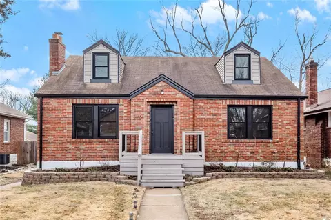 7710 Snowden Ave, Saint Louis, MO 63117