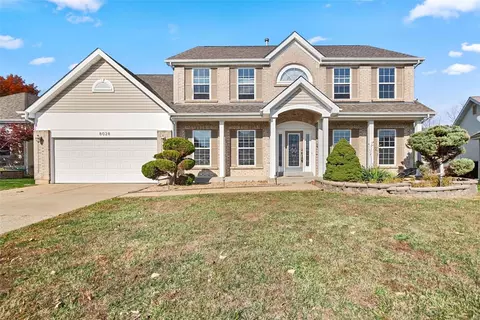 8028 Knights Crossing Dr, O'fallon, MO 63368