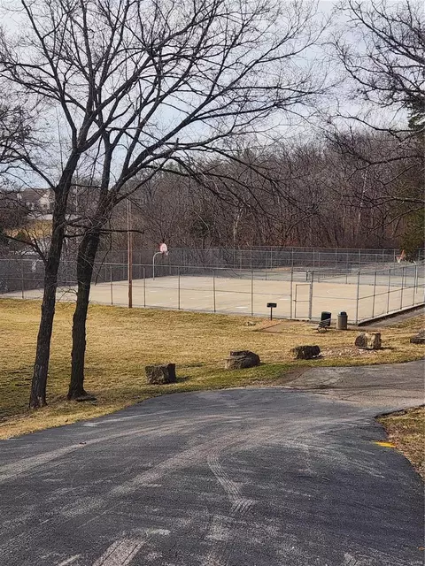 View/Area - 159 Colts Foot Ct #B, Eureka, MO 63025 photo 5 of 6