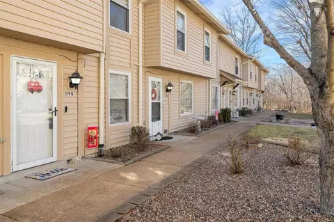Exterior - 159 Colts Foot Ct #B, Eureka, MO 63025 photo 2 of 5