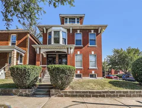 4431 Ashland Ave, Saint Louis, MO 63115