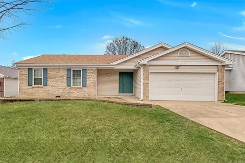 307 Harper Ct, Saint Peters, MO 63376
