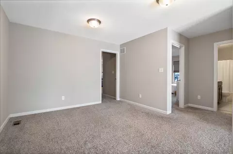 Bedroom - 1135 Patchwork Flds, Chesterfield, MO 63005 photo 9 of 14
