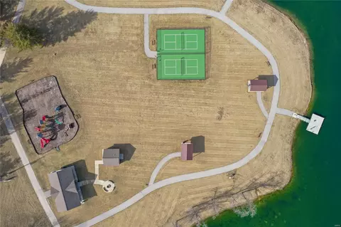 View/Area - 1135 Patchwork Flds, Chesterfield, MO 63005 photo 5 of 6