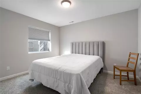 Bedroom - 1135 Patchwork Flds, Chesterfield, MO 63005 photo 4 of 14