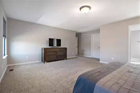 Bedroom - 1135 Patchwork Flds, Chesterfield, MO 63005 photo 3 of 14