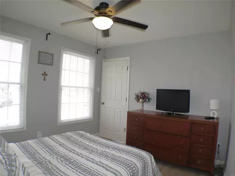 Bedroom - 1941 Sapling Dr, O'fallon, MO 63366 photo 4 of 4