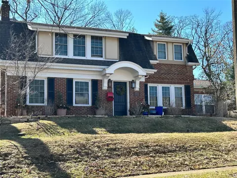 7340 Northmoor Dr, Saint Louis, MO 63105