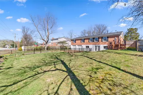 236 Cedar Trail Dr, Ballwin, MO 63011 photo 37