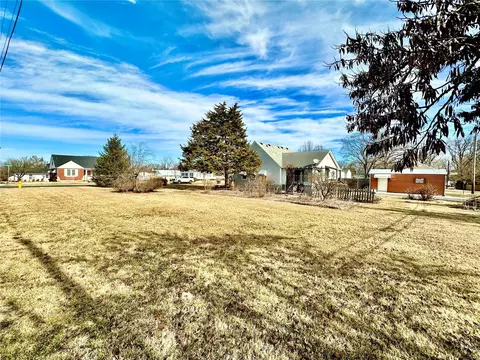 0 E Academy, Wentzville, MO 63385