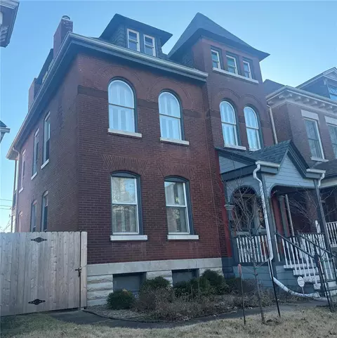 3010 Shenandoah Ave, Saint Louis, MO 63104