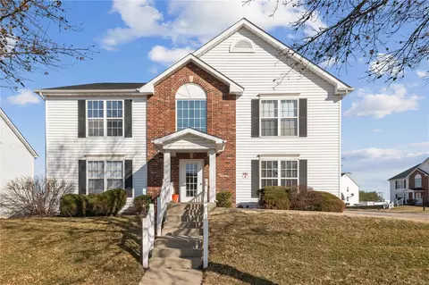 632 Homerun Dr #33N, O'fallon, MO 63366