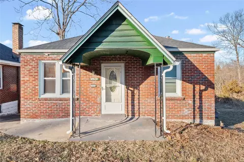 4519 June Ave, Saint Louis, MO 63121
