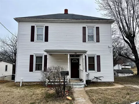 334 Olive St, Washington, MO 63090 photo 1