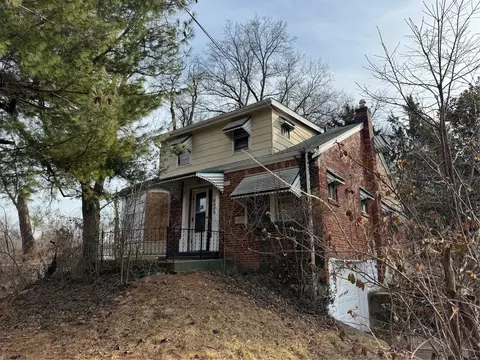 8000 Winfield Ave, Saint Louis, MO 63114